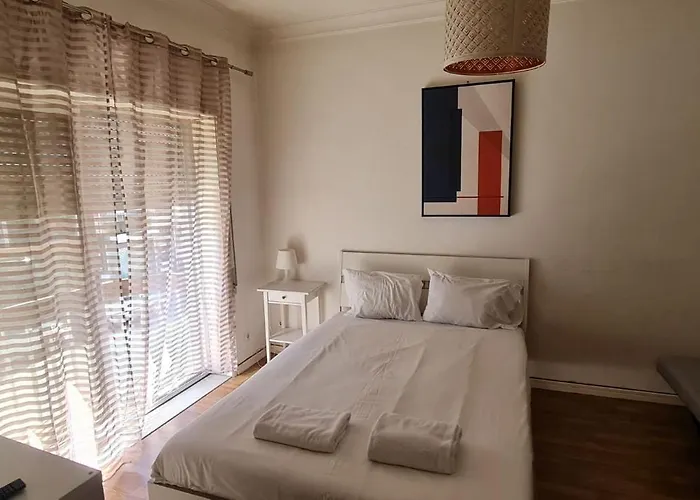 Constituicao 1012 * Porto